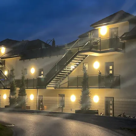 Sorinas Home - Comfortable Apartment Near Graz - Free Parking דירה