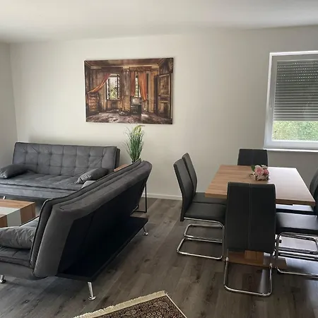 Sorinas Home - Comfortable Apartment Near Graz - Free Parking *