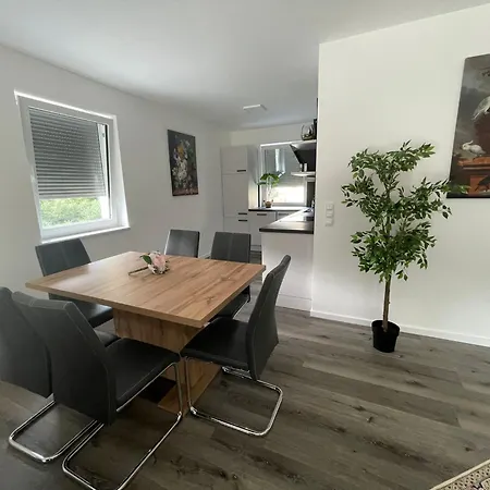 Sorinas Home - Comfortable Apartment Near Graz - Free Parking דירה