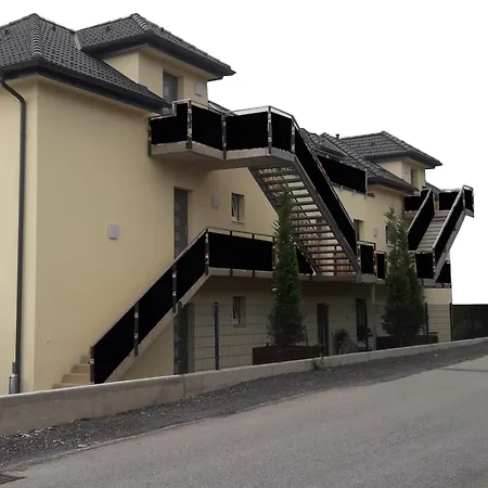 Sorinas Home - Comfortable Apartment Near Graz - Free Parking *