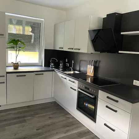 Sorinas Home - Comfortable Apartment Near Graz - Free Parking דירה *